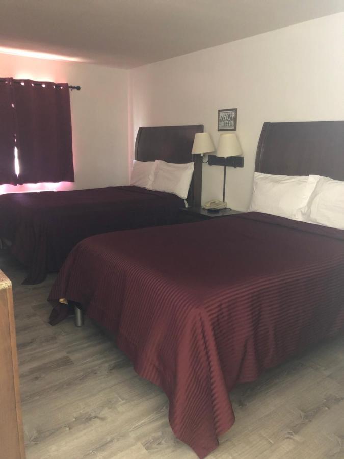 Simple Rewards Inn Shelbina Bagian luar foto