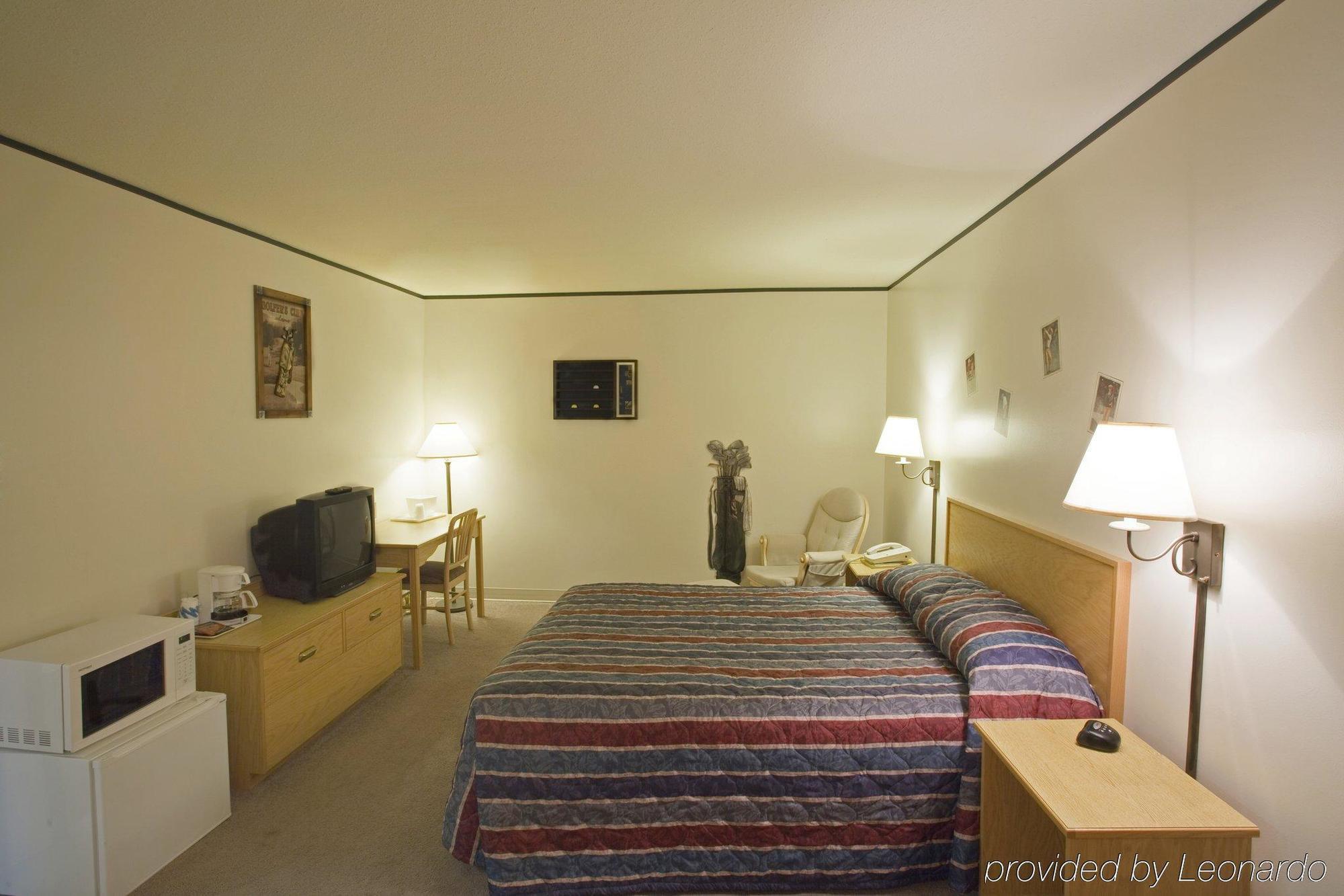 Simple Rewards Inn Shelbina Ruang foto